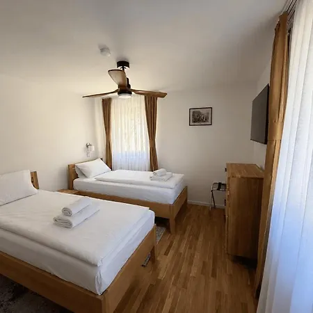 Hotel Hotel-weinhaus Heinrich Haupt